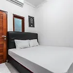 Oyo Life 2925 Midys