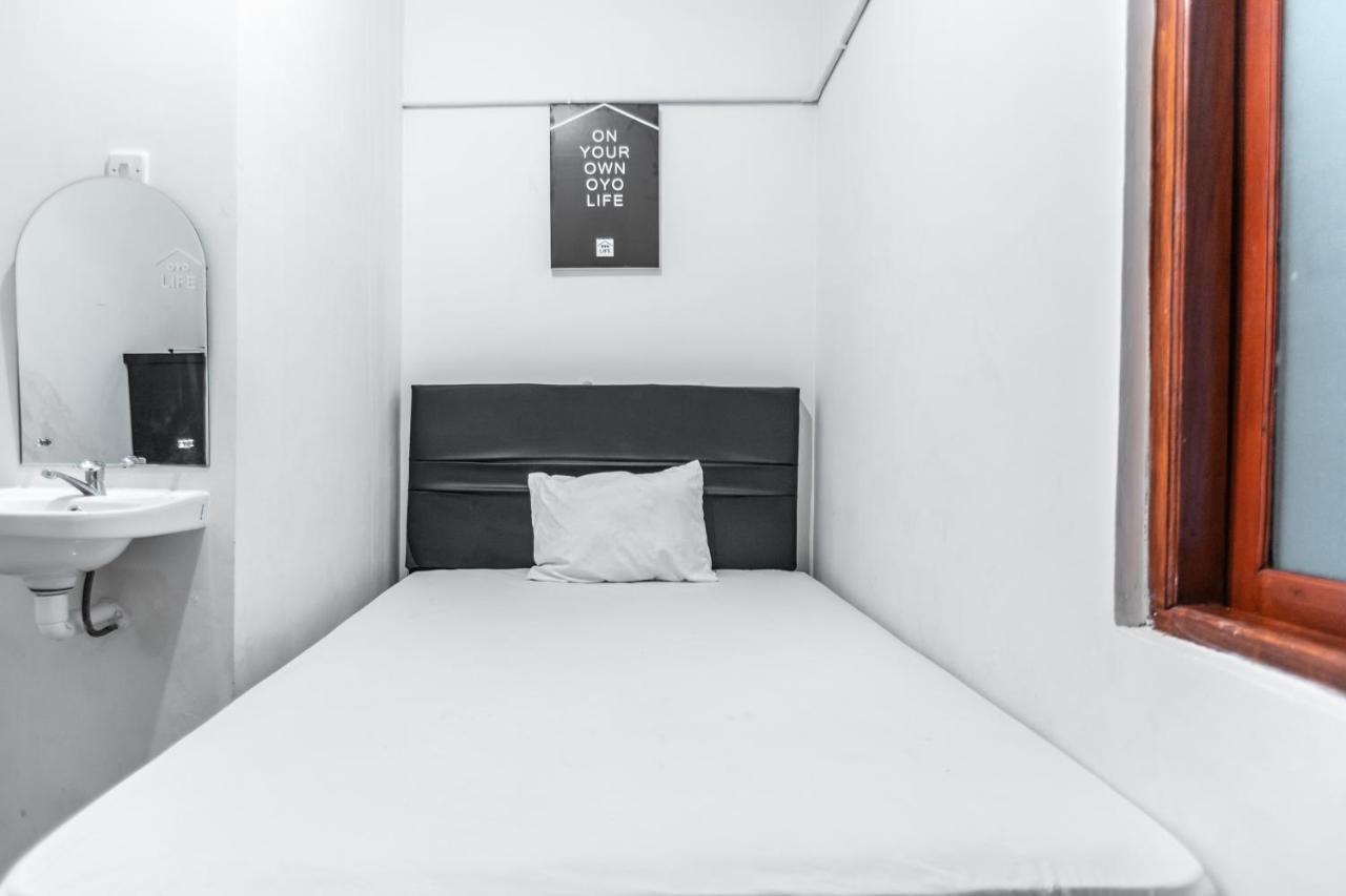 Oyo Life 2925 Midys Hotel 2*