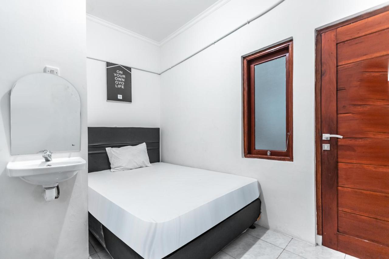 Hotel Oyo Life 2925 Midys